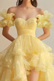 Vestido formal de organza de manga corta con cuello barco amarillo y dobladillo A grande