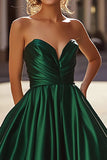 Vestido de fiesta largo de satén verde oscuro una línea de novia