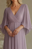 Vestido de gasa madre de la novia con escote en V lila y medias mangas