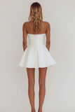 Vestido de graduación blanco sin tirantes blanco simple sin tirantes