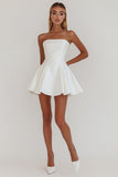 Vestido de graduación blanco sin tirantes blanco simple sin tirantes