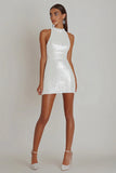 Mini vestido de graduación sin mangas halter ajustado blanco