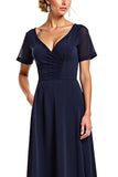 Vaina azul marino escote en V manga corta gasa vestido largo madre de la novia