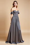 A Line Steel Grey Off The Shoulder Vestido de dama de honor largo de satén
