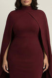 Vestido formal midi burdeos, talla grande y cuello alto con capa