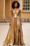 Vestido de fiesta largo con purpurina y tirantes finos dorados con abertura