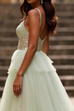 Vestido de fiesta largo con lentejuelas y tirantes de espagueti verde claro brillante con lentejuelas