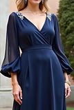 Vestido de gasa azul marino con escote en V y manga larga