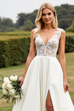 Vestido de novia con escote en V de encaje de línea A marfil con abertura
