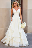 Vestido de novia largo con volantes con tirantes finos de línea A blanco