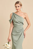 Vestido de dama de honor largo de satén sirena de un hombro matcha