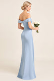 Vestido largo de dama de honor fruncido de sirena azul empolvado con hombro fruncido con abertura
