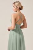 Matcha A-Line Spaghetti Straps Vestido largo de dama de honor de tul fruncido con abertura