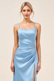 Vestido de dama de honor largo fruncido con tirantes de espagueti azul empolvado con abertura