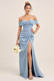Vestido largo de dama de honor de gasa azul empolvado con abertura