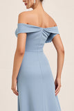 Vestido largo de dama de honor de gasa azul empolvado con abertura