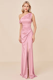 Vestido largo de dama de honor rosa rubor satinado de un hombro con abertura
