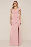 Vestido largo de dama de honor con cuello de campana de gasa rosa caramelo con abertura