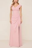 Vestido largo de dama de honor con cuello de campana de gasa rosa caramelo con abertura