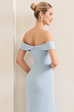 Vestido largo de dama de honor de gasa azul cielo con hombros descubiertos
