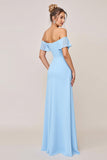 Vestido largo de dama de honor con volante en el hombro azul cielo con abertura