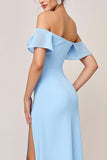 Vestido largo de dama de honor con volante en el hombro azul cielo con abertura
