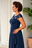 Vaina azul marino con volante de cuello redondo Vestido largo madre de la novia con encaje