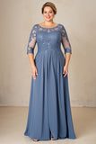 Azul empolvado Una línea de encaje de gasa de talla grande Madre de la novia Vestido