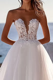 Vestido de novia palabra de honor de tul de encaje marfil de una línea