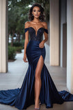 Vestido largo de fiesta de lentejuelas de sirena azul marino brillante con hombros descubiertos con abertura