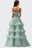 Vestido de fiesta largo de tul con volantes en verde claro