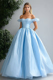 Vestido de bola de organza con volantes en azul cielo con hombros cruzados