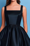Vestido de fiesta largo de satén con cuello cuadrado y línea A negro