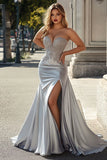 Vestido de fiesta largo de sirena plateado sin tirantes plisado más encaje
