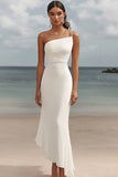Vestido formal largo fruncido blanco sirena de un hombro