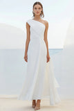 Vestido formal de un hombro con vaina blanca y volantes