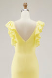 Vestido formal amarillo con volantes de sirena con escote en V y abertura