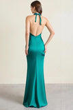 Vestido formal de satén sin espalda halter verde con abertura