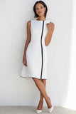 Vestido formal sin mangas de satén blanco de una línea