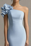 Vestido formal sirena azul cielo con volantes de un hombro
