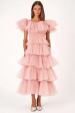 Vestido formal rosa de tul de tul escalonado con mangas cortas