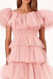 Vestido formal rosa de tul de tul escalonado con mangas cortas