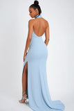 Vestido formal de sirena de satén halter azul cielo con abertura