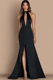Vestido de gala sirena halter negro con abertura