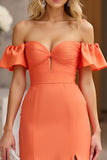 Vestido de fiesta con volantes de sirena naranja con hombros descubiertos