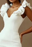 Vestido de graduación blanco ajustado con cuello en V con volantes
