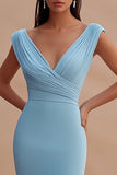 Vestido formal largo con escote en V fruncido azul cielo