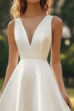 A Line V Neck Vestido midi midi blanco de satén
