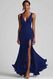 Vestido formal de sirena con volantes y escote en V negro con abertura
