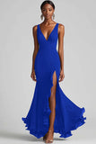 Vestido formal de sirena con volantes y escote en V negro con abertura